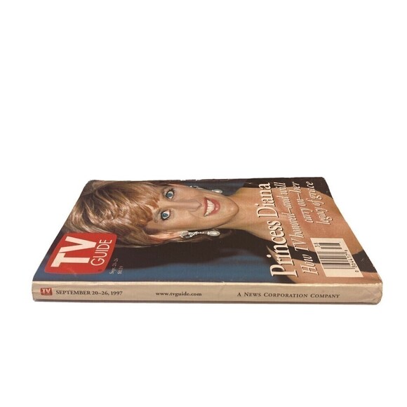 Princess Diana 1990’s Memorabilia - TV GUIDE Set of 2 Aug. & Sept. 20-26 1997 - Picture 3 of 7